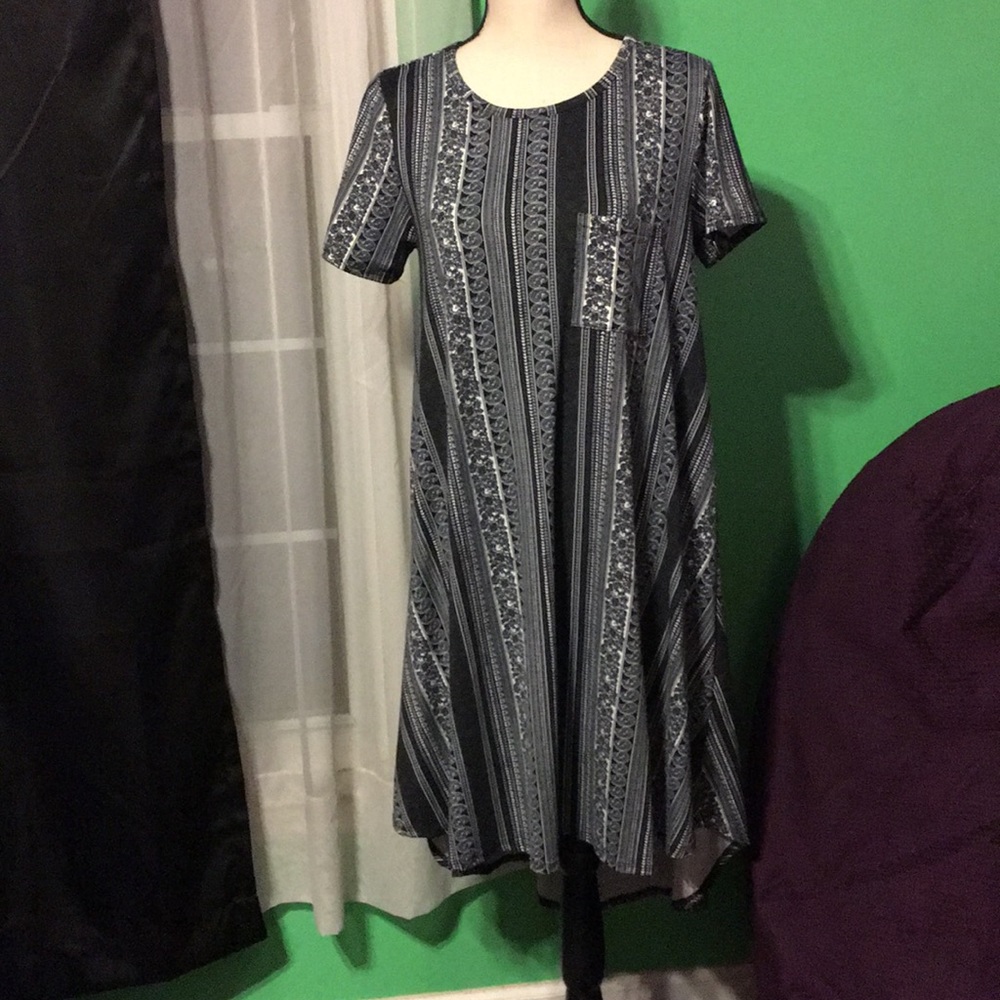 Lularoe carly dress